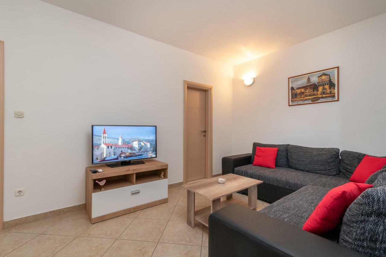 Apartments Ivan Trogir Extérieur photo